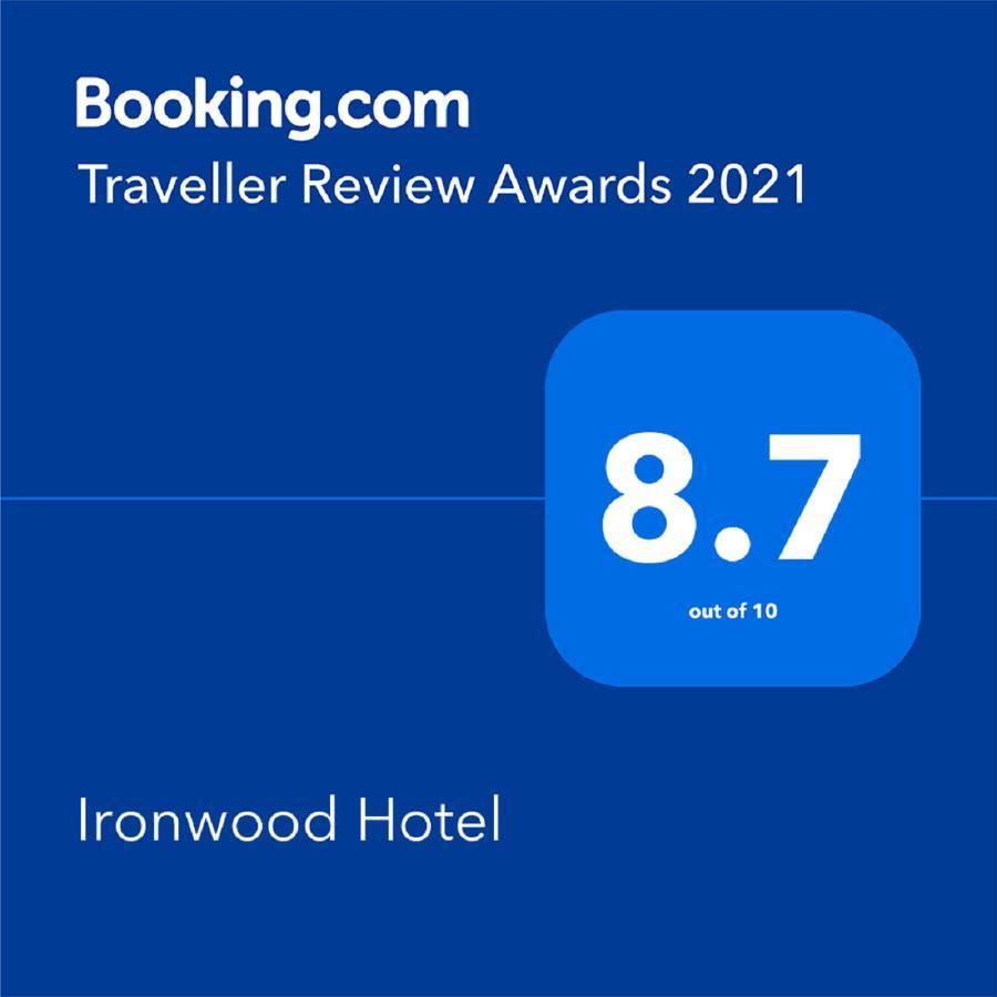 Ironwood Hotel Таклобан Екстер'єр фото
